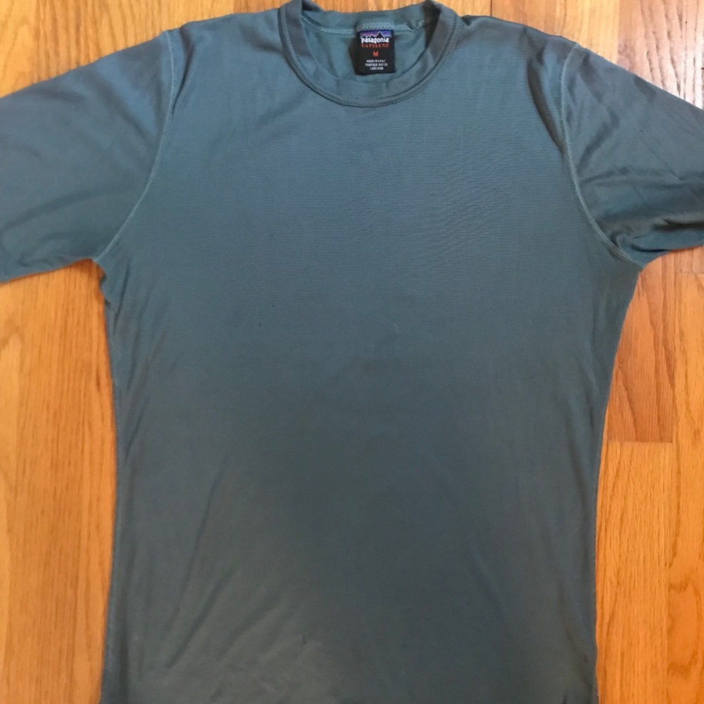 Men’s Patagonia capalene shirt